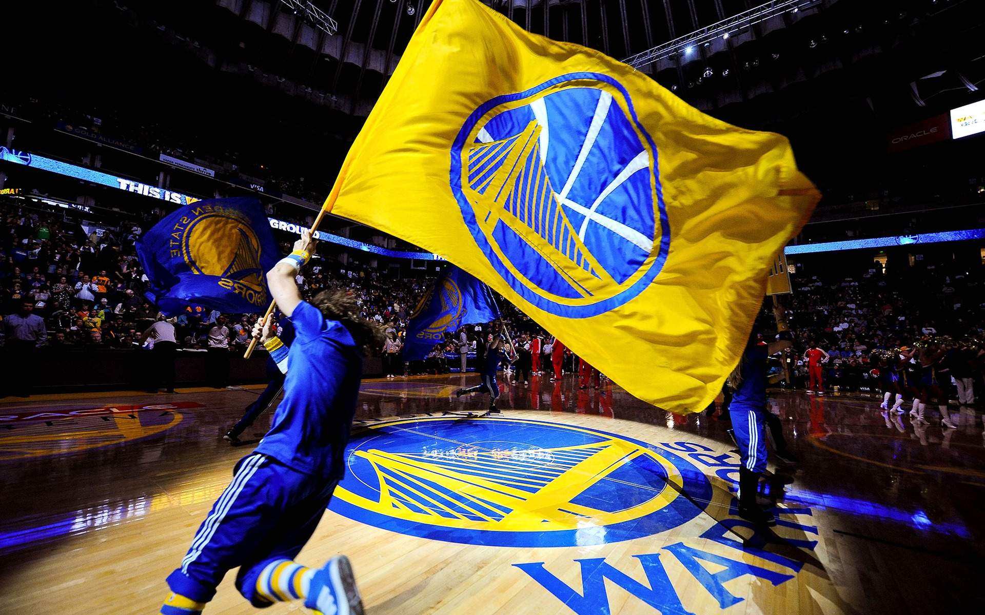 今晚国王杯传出新动向，AC米兰伤情更新，管理层表态：引发热议，更衣室氛围转暖的简单介绍